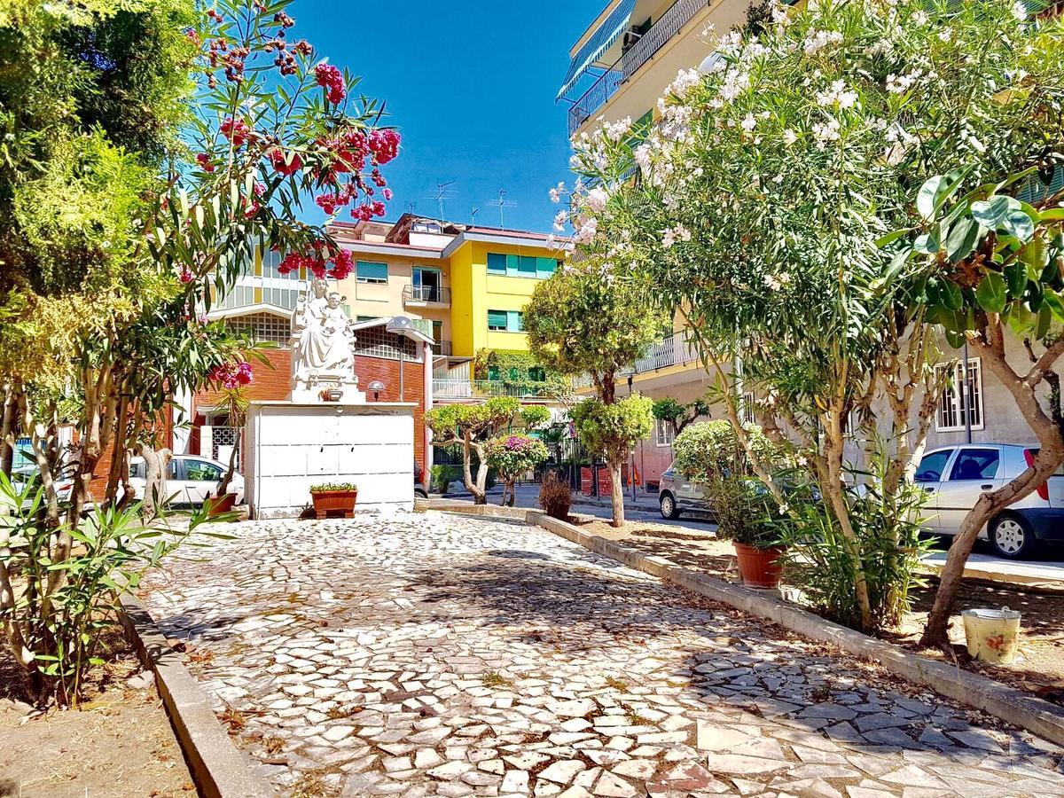 B&B Pietrarsa Portici Exterior photo